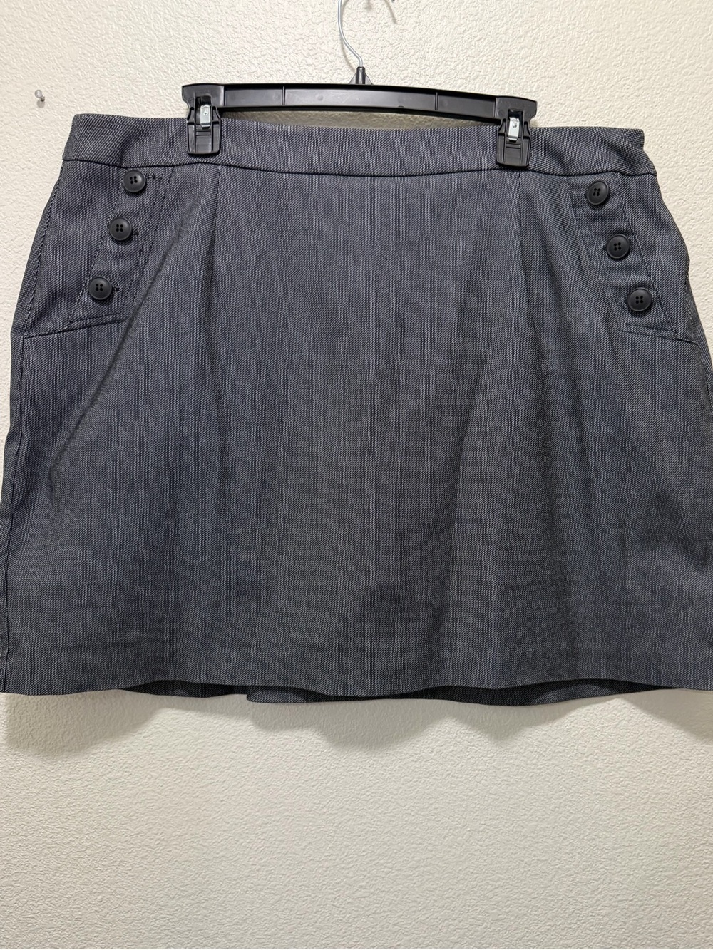 Cato black and white skort with pockets, 18W